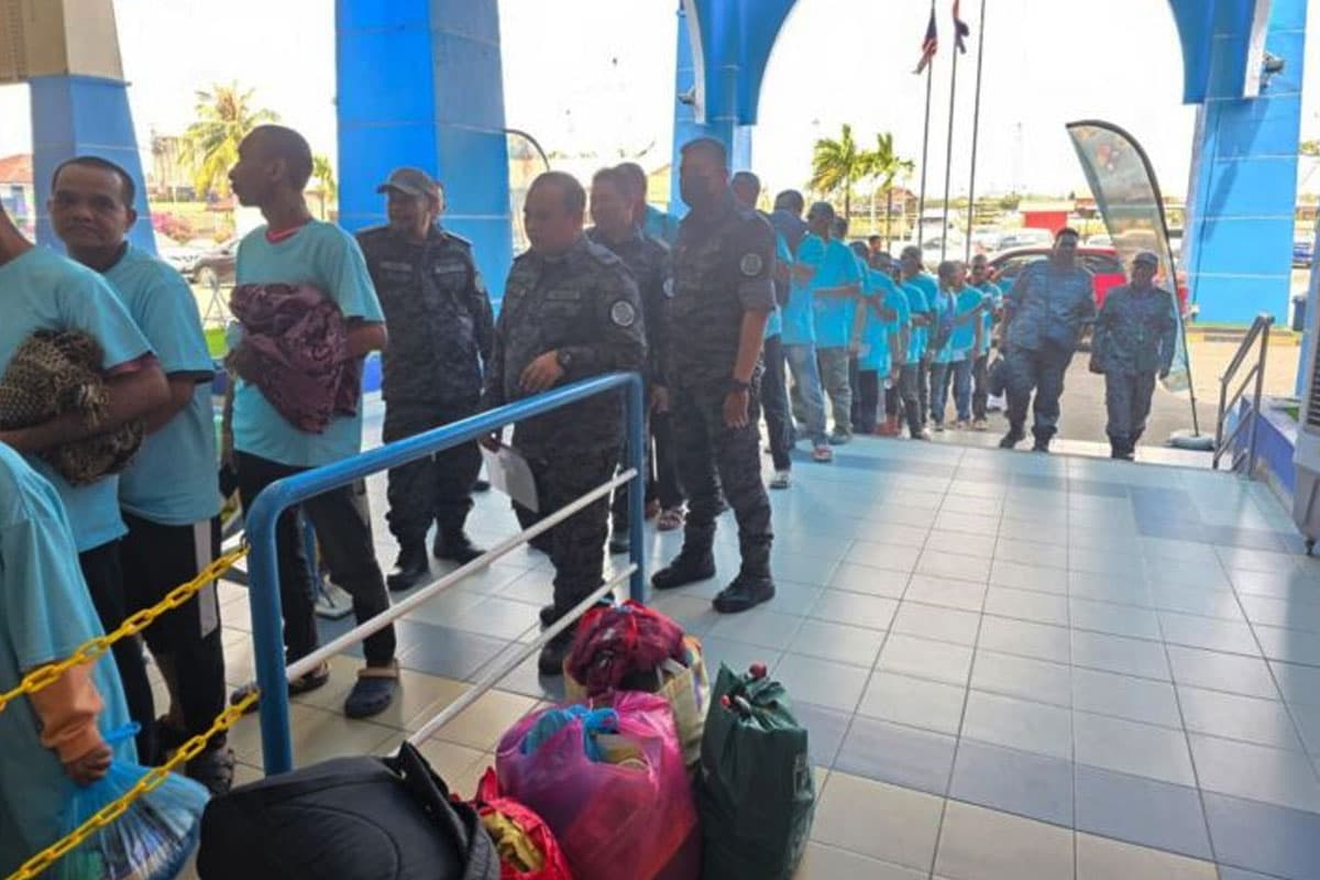 KJRI Johor Bahru Pulangkan Ratusan PMI via Batam, Kendala Dokumen Jadi Tantangan Utama